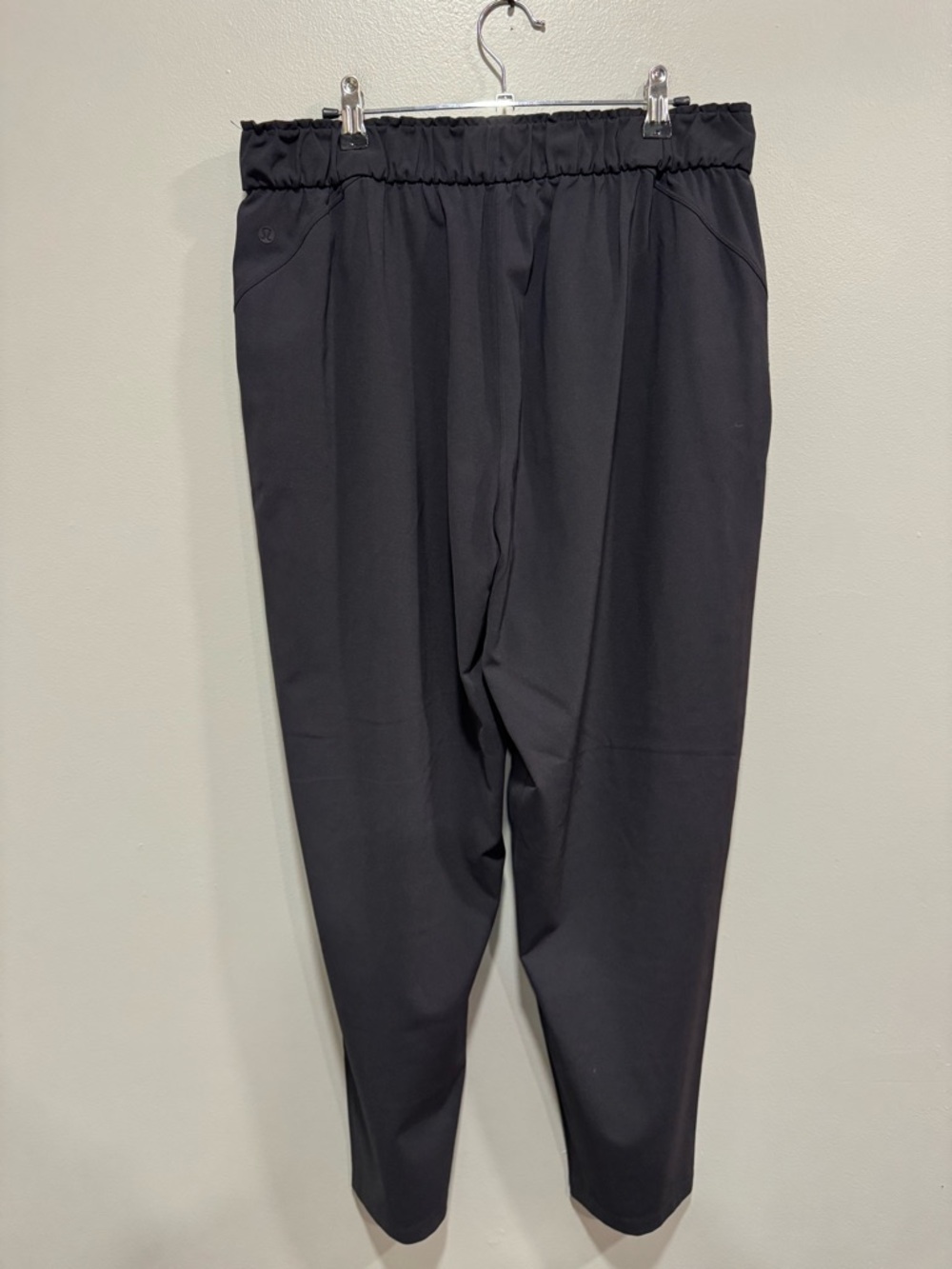Lululemon Keep Moving Pant in Black Size 12 - Picture 3 of 6